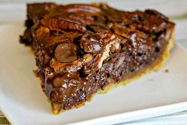 chocolate-pecan-pie.jpg