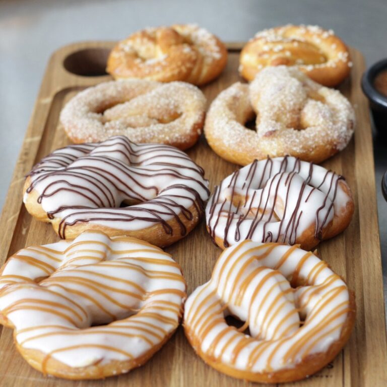 kids-masterclass-bread-pretzel-making-p308-583_image.jpg