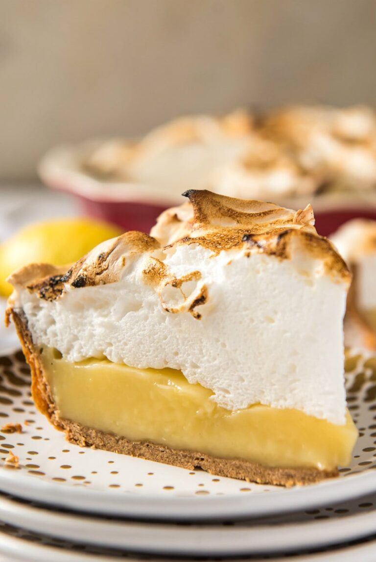 Lemon-Meringue-Pie-2.jpg