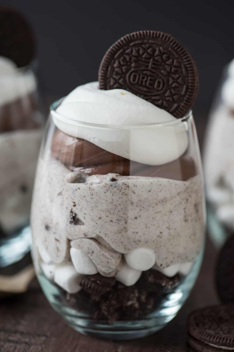 Over-the-top-chocolate-cheesecake-oreo-parfait-2018-4.jpg