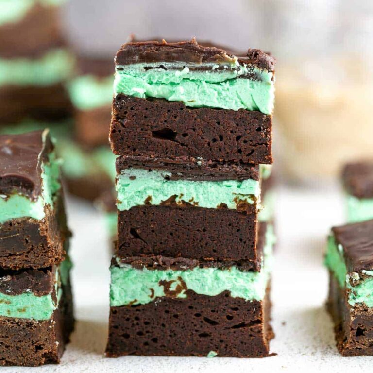 mint-irish-cream-brownies-square-9Q2B6271.jpg