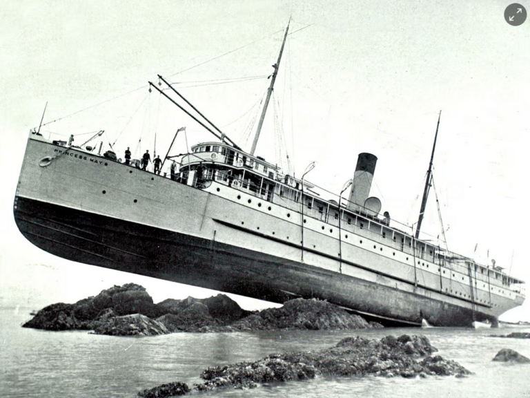 Princess-May-sits-on-rocks-after-running-aground-off-Sentinel-Island-in-the-Lynn-Canal-Alaska.-She-was-later-re-floated-and-saw-another-20-years-of-service-1910