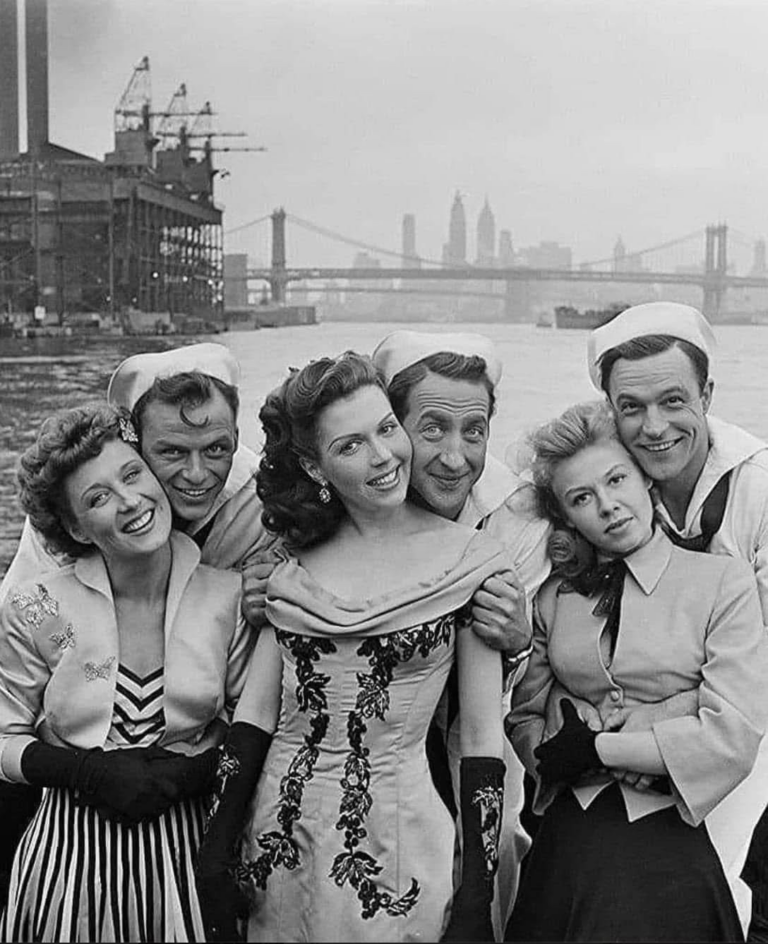 Betty-Garrett-Frank-Sinatra-Ann-Miller-Jules-Munshin-Vera-Ellen-and-Gene-Kelly-Text