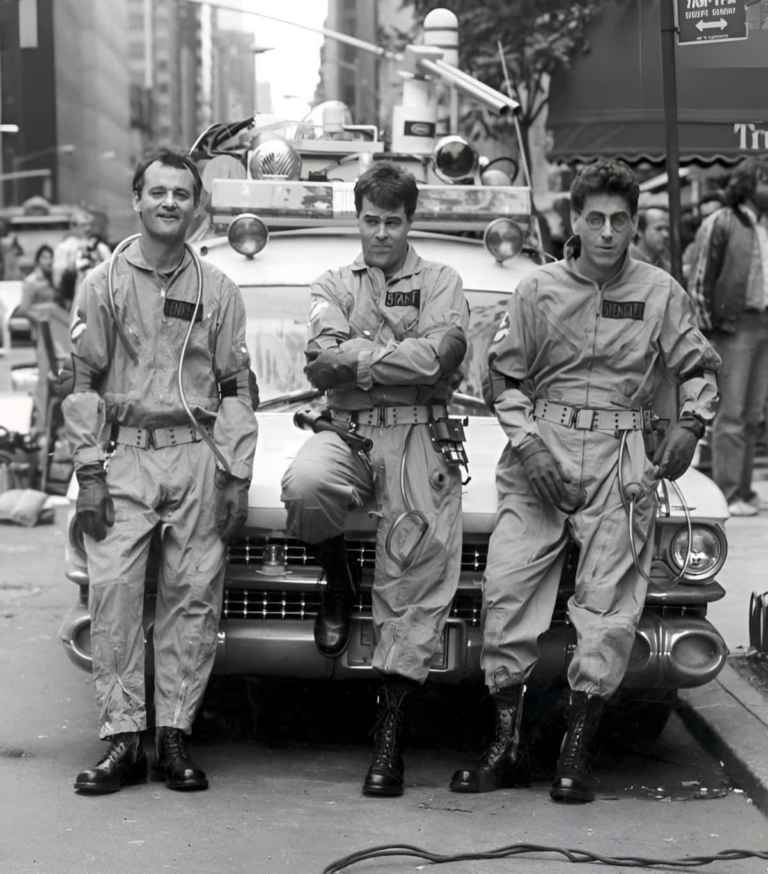 Bill-Murray-Dan-Aykroyd-Harold-Ramis-Behind-the-Scenes-of-Ghostbusters-1984