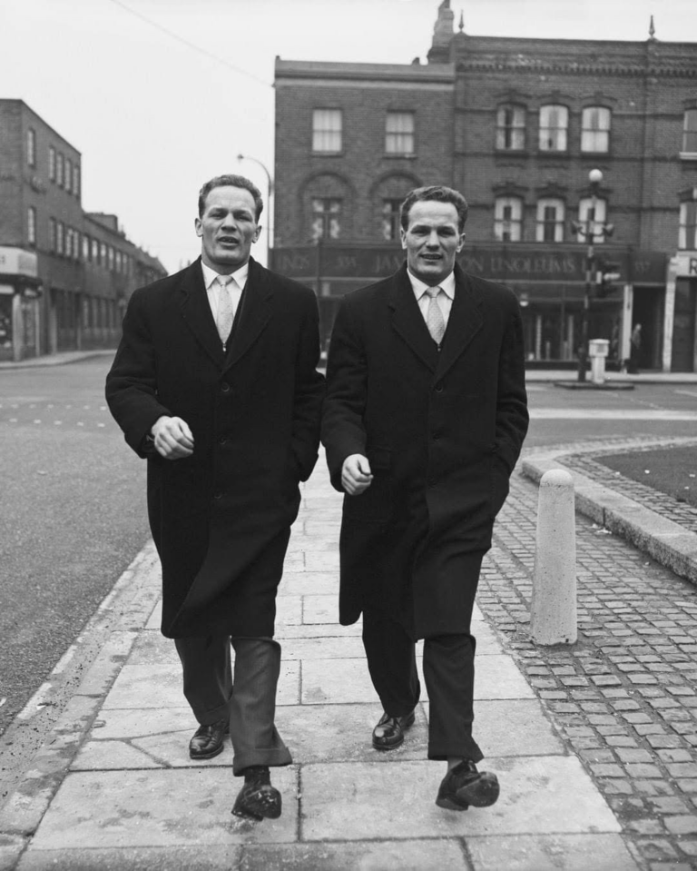 Former-British-European-and-Commonwealth-heavyweight-champion-Henry-Cooper-–-and-twin-brother-George