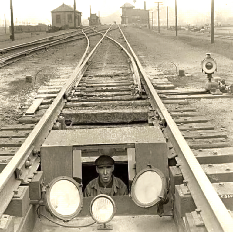 Rail-car-undercarriage-inspection