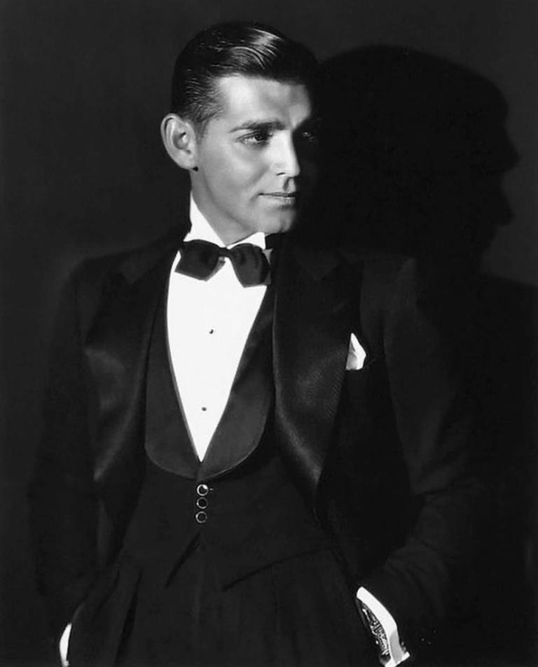 Young-and-Elegant-Clark-Gable-in-a-Publicity-Shot-from-1933