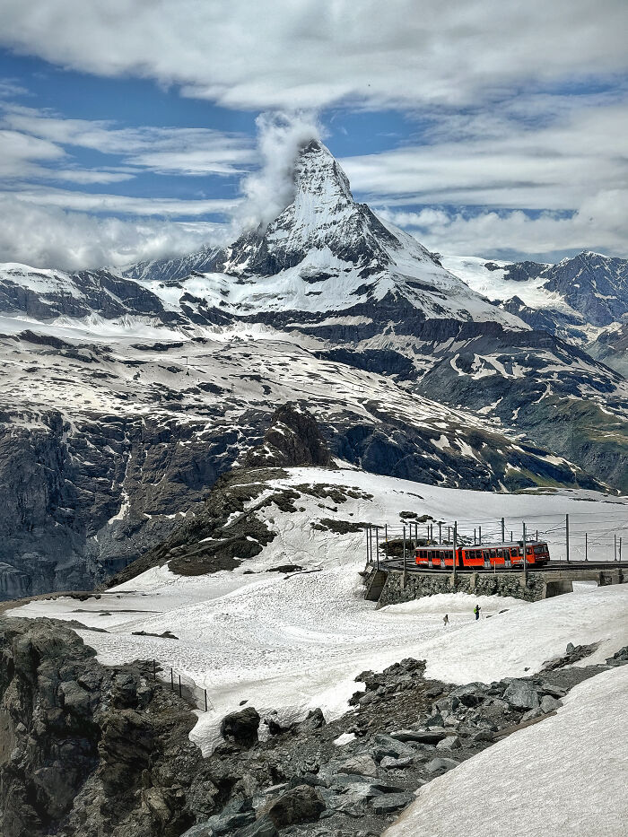 Joseph_Cyr_The_Gornergrat_Train_and_The_Matterhorn_Travel_Transportation_iPhone_15Pro-69c63f009a452-jpeg__700